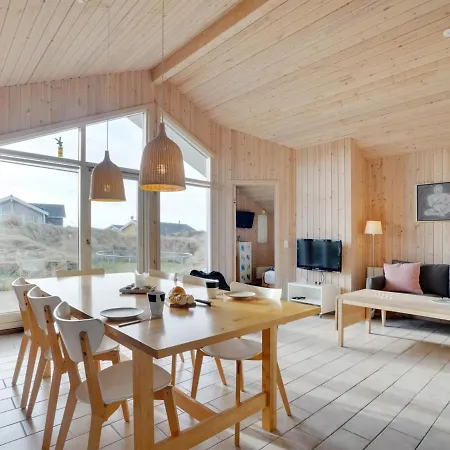Vakantiehuis Tecumseh - 150m From The Sea By Interhome Frostrup