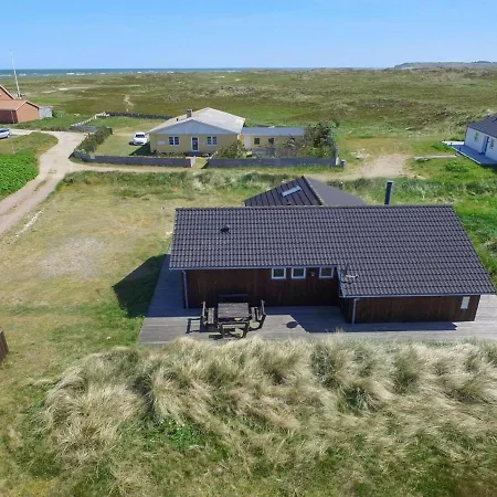 Tecumseh - 150m From The Sea By Interhome *
