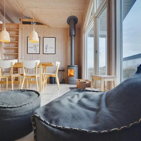 Vakantiehuis Tecumseh - 150m From The Sea By Interhome Frostrup