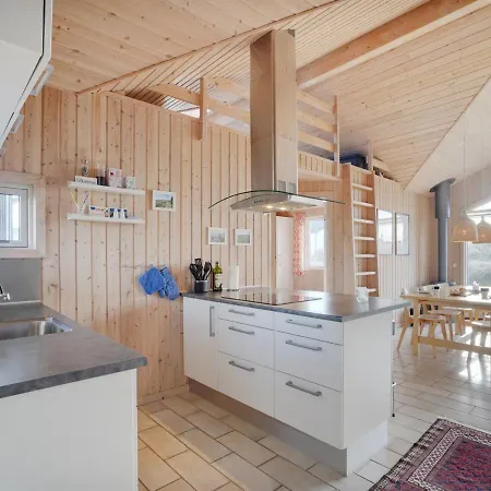 Tecumseh - 150m From The Sea By Interhome * Frostrup
