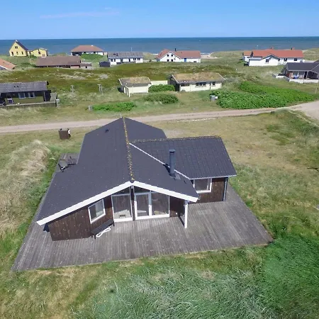 Tecumseh - 150m From The Sea By Interhome *